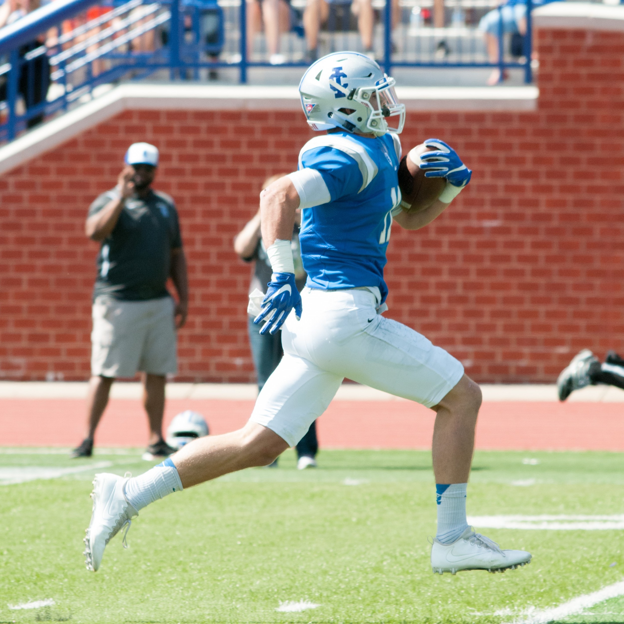 Alumni Football Night planned for 1,000th IC football game Illinois